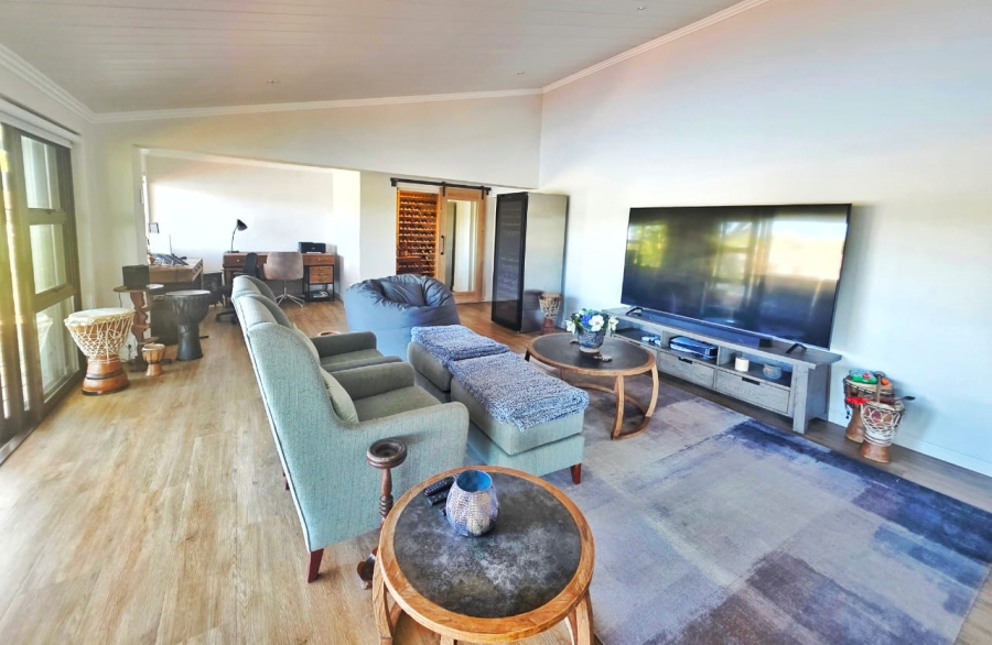 5 Bedroom Property for Sale in Wilderness Central Western Cape
